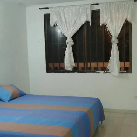 Casa De Playa Nativo Hostal *